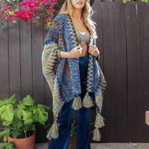 NWT Boho Knit Patterned Ruana Kimono with tassels